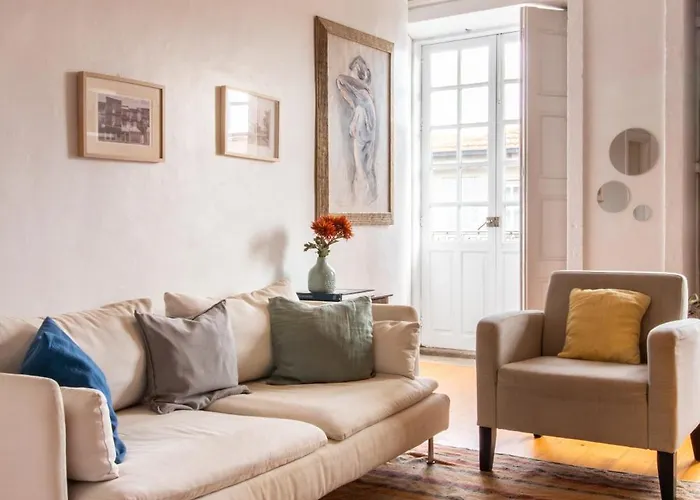 61 - Bright 2br W/ Balcony By Lovelystay * Porto