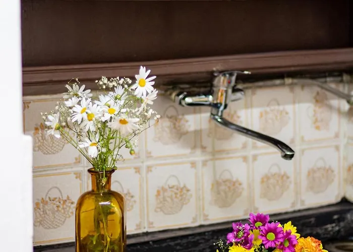 Lejlighed 61 - Bright 2br W/ Balcony By Lovelystay