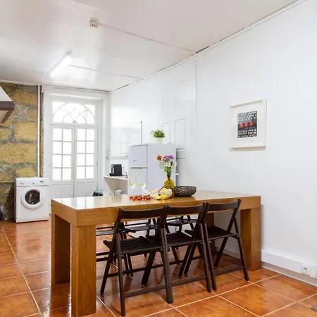 Apartment 61 - Bright 2br W/ Balcony By Lovelystay Porto