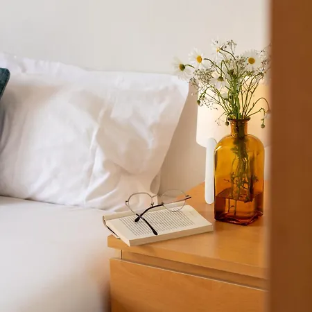 61 - Bright 2br W/ Balcony By Lovelystay Apartment Porto