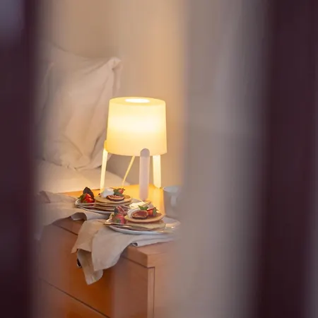 61 - Bright 2br W/ Balcony By Lovelystay * Porto